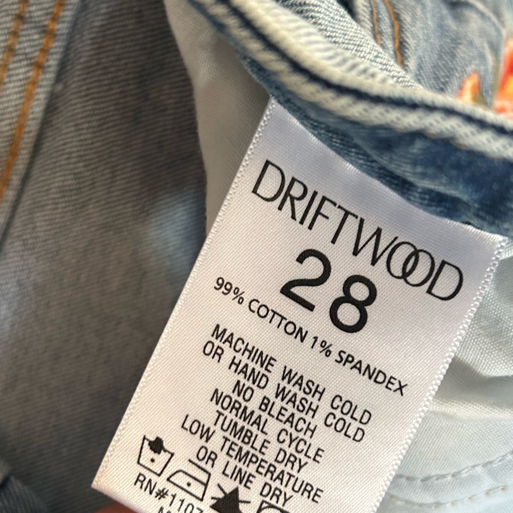 DRIFTWOOD Blue Jeans with Colorful Floral Embroidery - Picture 8 of 12